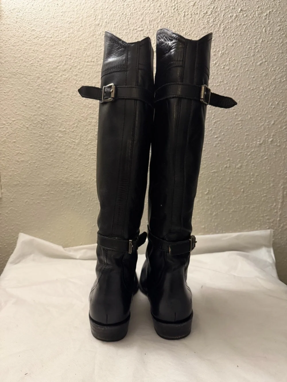 Frye black long Leather women boot, sz 7, pre-owned